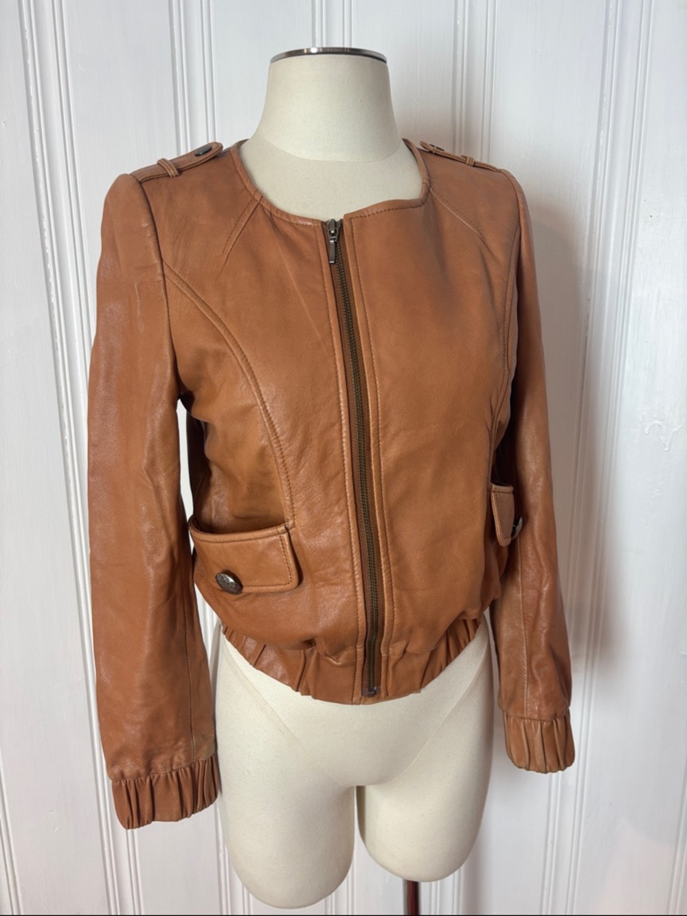 MU 100% Tan Brown Leather Cropped Jacket Tan Brown W/ Epaulette - Size S